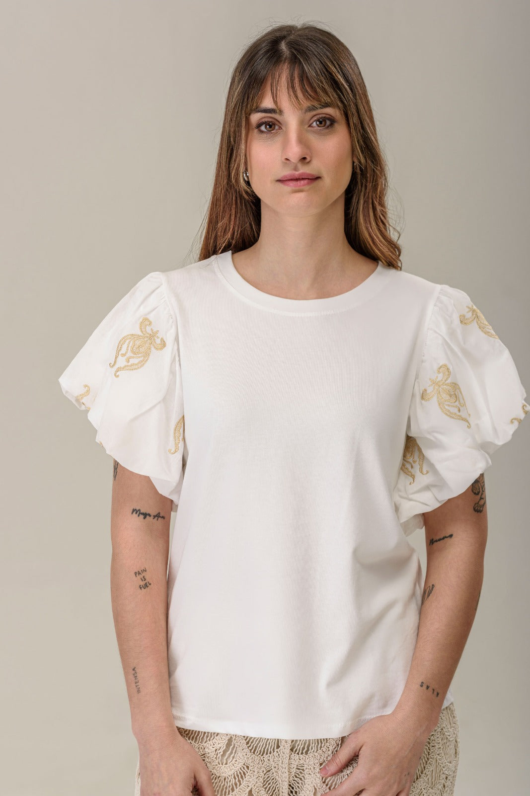 Remera abullonada